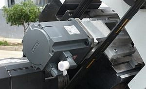 Фото 15 - MetalTec CK 50x1000H токарный станок c ЧПУ с прямой станиной Профи.
