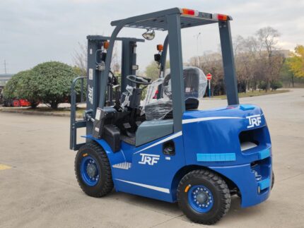 Фото 82 - Вилочный погрузчик TRF D35-4X.