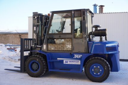 Фото 20 - Вилочный погрузчик TRF D70-4X.